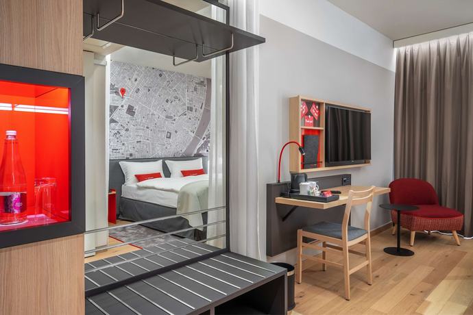 Imagen de la habitación del Hotel IntercityHotel Budapest. Foto 3