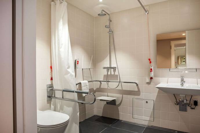 Imagen de la habitación del Hotel IntercityHotel Dortmund. Foto 5