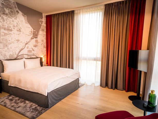 Imagen de la habitación del Hotel IntercityHotel Geneva. Foto 2