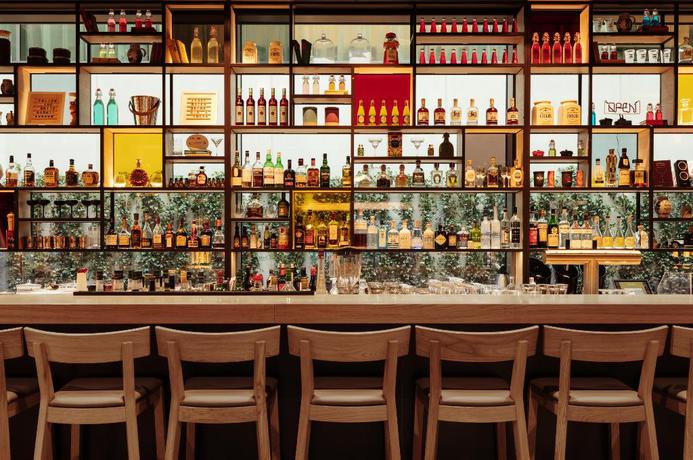 Imagen del bar/restaurante del Hotel IntercityHotel Hildesheim. Foto 3