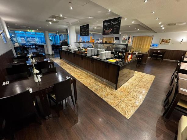 Imagen del bar/restaurante del Hotel IntercityHotel Wien. Foto 2