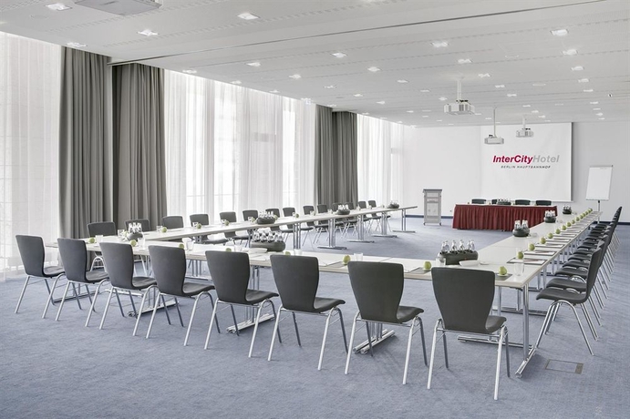 Imagen de los interiores del Hotel Intercityhotel Berlin Hauptbahnhof. Foto 13