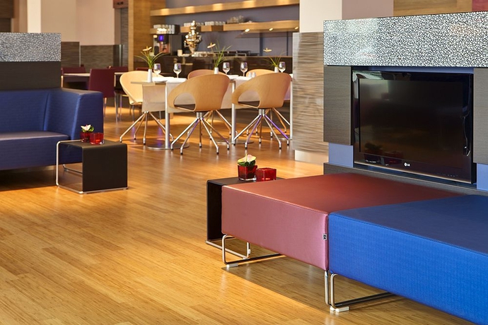 Imagen del bar/restaurante del Hotel Intercityhotel Bonn. Foto 6