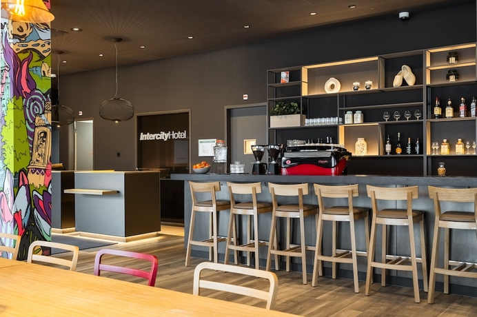 Imagen de los interiores del Hotel Intercityhotel Breda. Foto 14