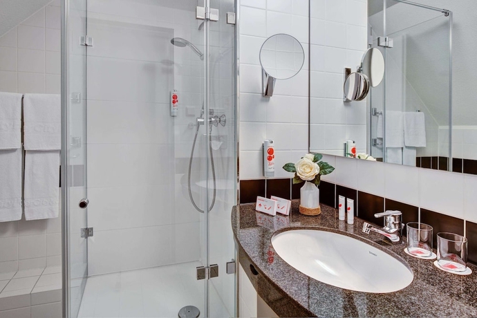 Imagen de la habitación del Hotel Intercityhotel Celle. Foto 11