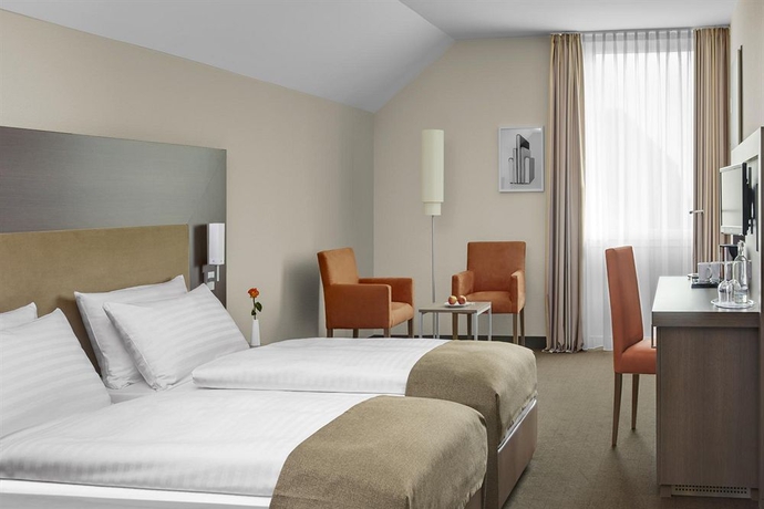 Imagen de la habitación del Hotel Intercityhotel Darmstadt. Foto 4