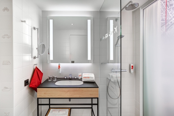 Imagen de la habitación del Hotel Intercityhotel Duisburg. Foto 8