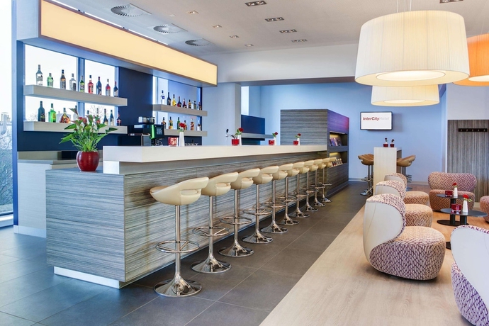 Imagen del bar/restaurante del Hotel Intercityhotel Enschede. Foto 9