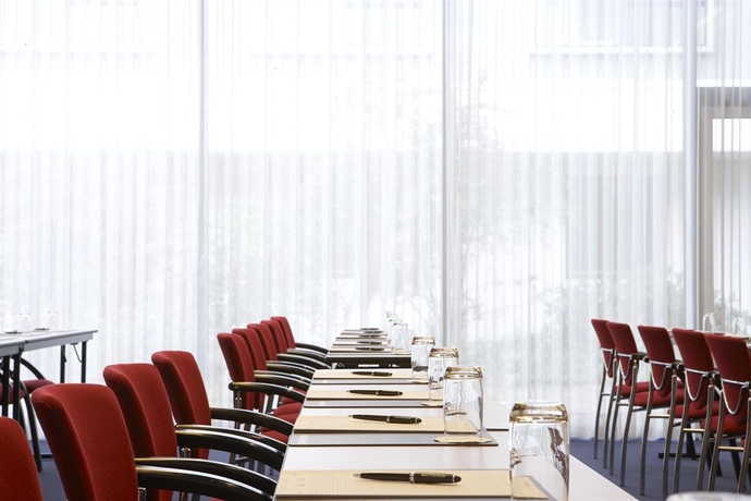 Imagen de los interiores del Hotel Intercityhotel Frankfurt Airport. Foto 12