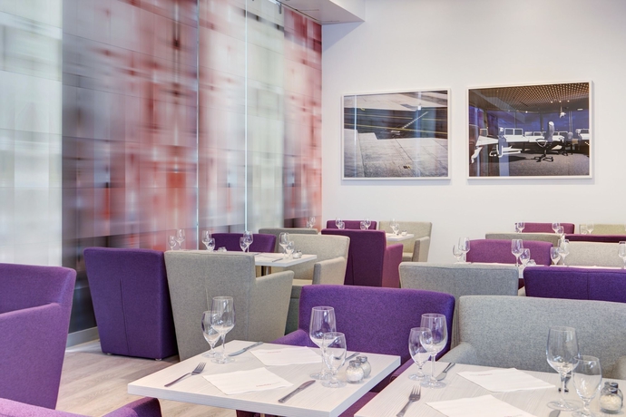 Imagen del bar/restaurante del Hotel Intercityhotel Frankfurt Airport. Foto 3