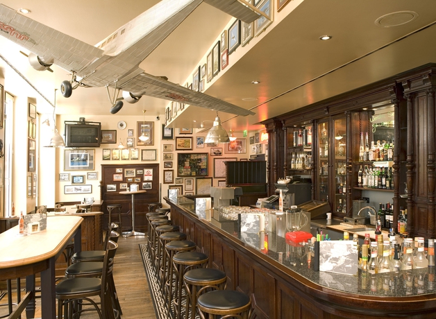 Imagen del bar/restaurante del Hotel Intercityhotel Frankfurt Airport. Foto 4