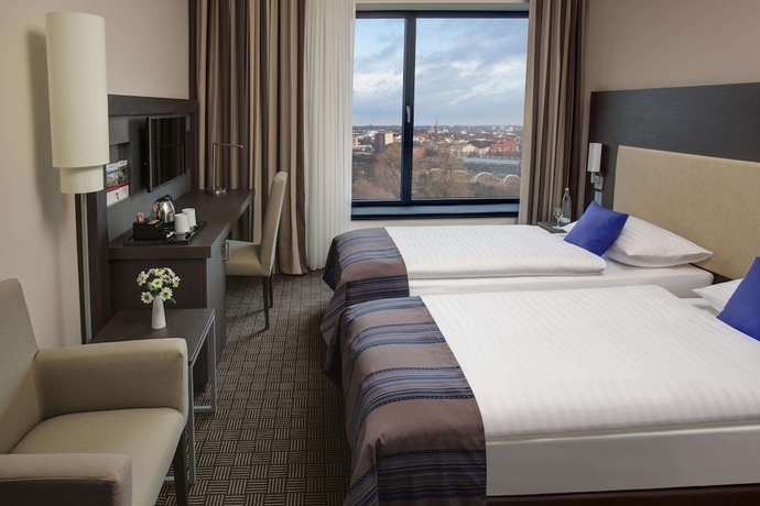 Imagen de la habitación del Hotel Intercityhotel Hamburg Dammtor-messe. Foto 6