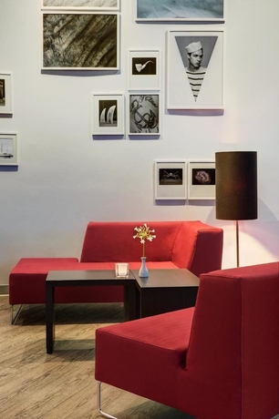 Imagen de los interiores del Hotel Intercityhotel Kiel. Foto 13