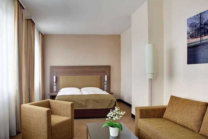 Imagen de la habitación del Hotel Intercityhotel Leipzig. Foto 11