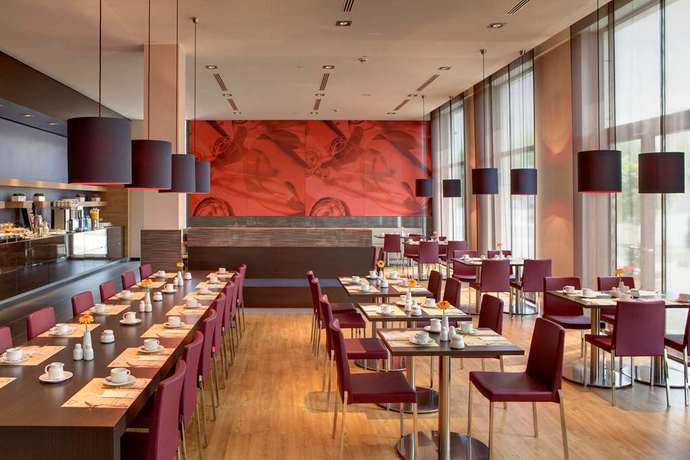 Imagen del bar/restaurante del Hotel Intercityhotel Leipzig. Foto 8