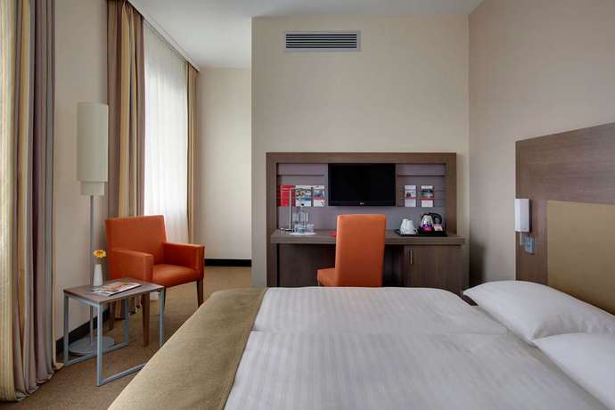 Imagen de la habitación del Hotel Intercityhotel Leipzig. Foto 13