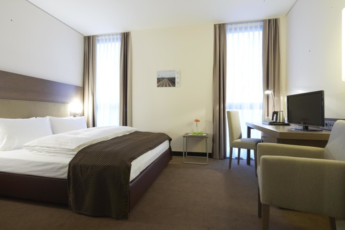 Imagen de la habitación del Hotel Intercityhotel Mannheim. Foto 8