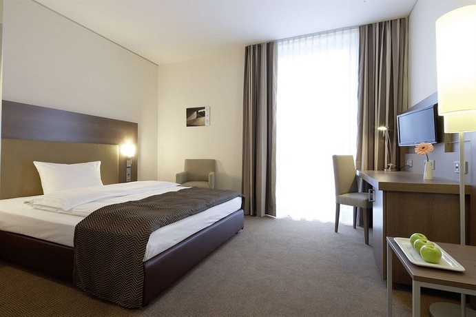Imagen de la habitación del Hotel Intercityhotel Mannheim. Foto 10