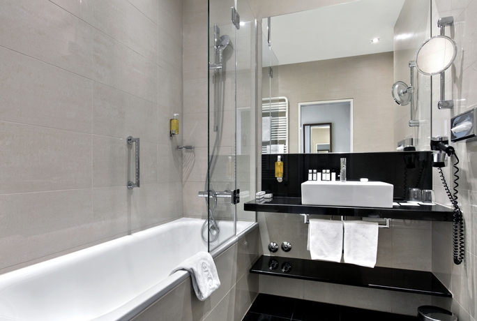 Imagen de la habitación del Hotel Intercityhotel München. Foto 3