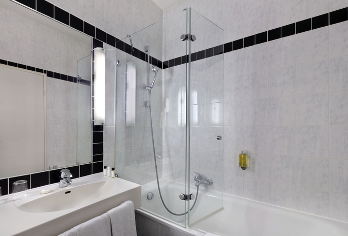 Imagen de la habitación del Hotel Intercityhotel München. Foto 4