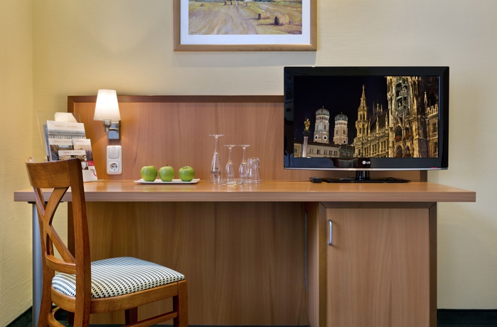 Imagen de la habitación del Hotel Intercityhotel München. Foto 6