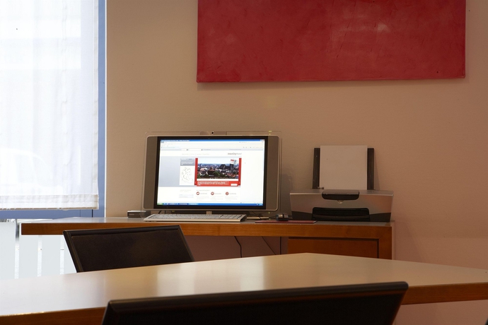 Imagen de los interiores del Hotel Intercityhotel Nürnberg. Foto 13