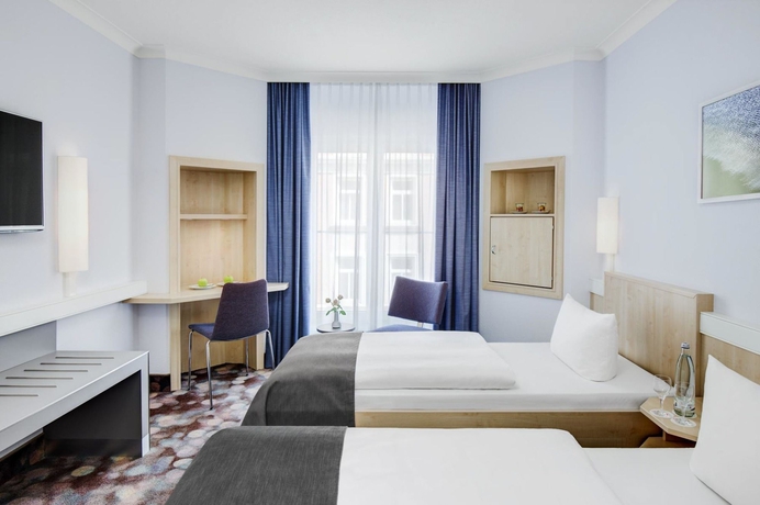 Imagen de la habitación del Hotel Intercityhotel Rostock. Foto 6