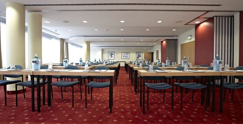 Imagen de los interiores del Hotel Intercityhotel Schwerin. Foto 10