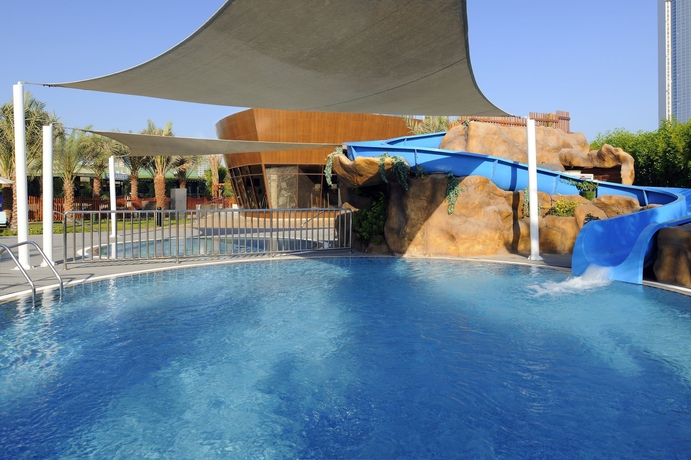 Imagen de la piscina del Hotel Intercontinental Abu Dhabi, An Ihg. Foto 15