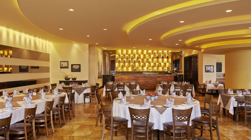 Imagen del bar/restaurante del Hotel Intercontinental Amman Jordan, An Ihg. Foto 4