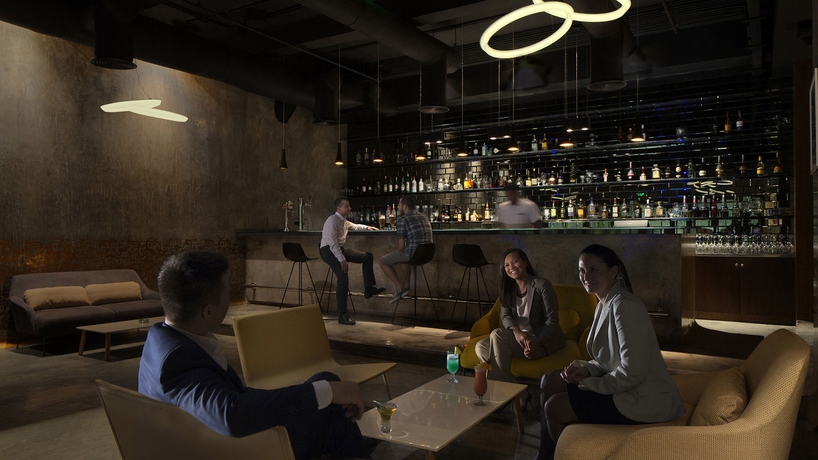 Imagen del bar/restaurante del Hotel Intercontinental Bahrain, An Ihg. Foto 2