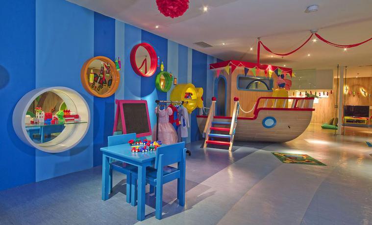 Imagen de los interiores del Hotel Intercontinental Bali Sanur Resort. Foto 11