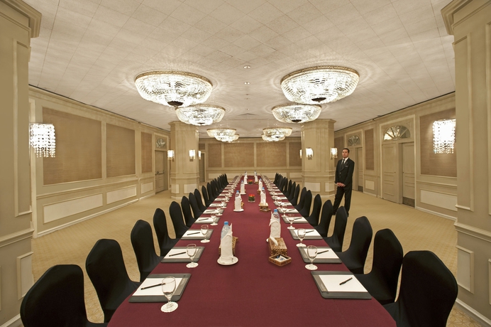 Imagen de los interiores del Hotel Intercontinental Cairo Semiramis, An Ihg. Foto 4