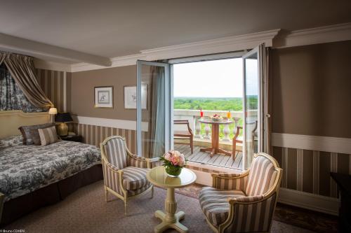 Imagen de la habitación del Hotel Intercontinental Chantilly Chateau Mont Royal, An Ihg. Foto 10