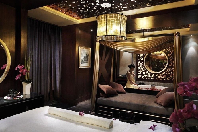 Imagen de la piscina del Hotel Intercontinental Chengdu Century City, An Ihg. Foto 15