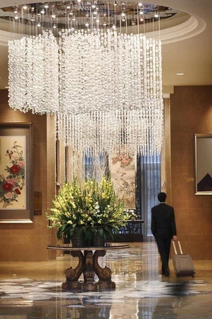 Imagen de los interiores del Hotel Intercontinental Chengdu Century City, An Ihg. Foto 10