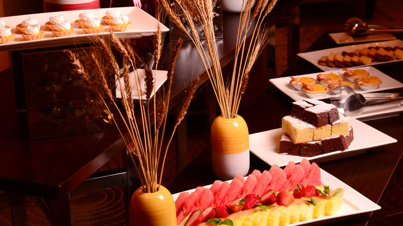 Imagen del bar/restaurante del Hotel Intercontinental Dalian, An Ihg. Foto 2