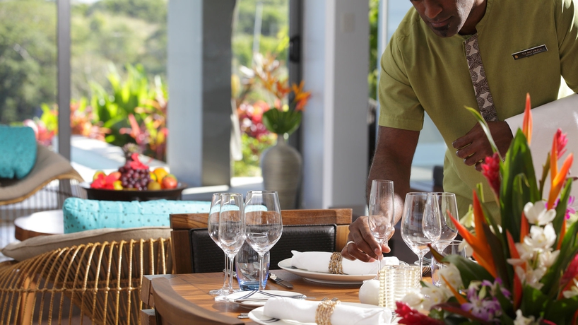 Imagen del bar/restaurante del Hotel Intercontinental Fiji Golf Resort and Spa, An Ihg. Foto 5