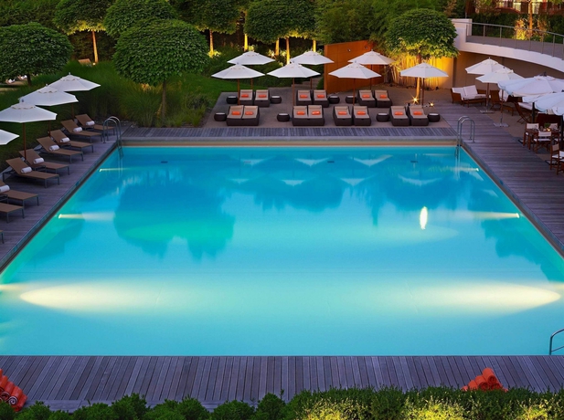Imagen de la piscina del Hotel Intercontinental Geneve, An Ihg. Foto 16