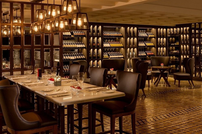 Imagen del bar/restaurante del Hotel Intercontinental Grand Stanford Hong Kong, An Ihg. Foto 4