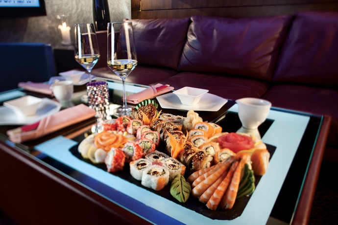 Imagen del bar/restaurante del Hotel Intercontinental Kyiv, An Ihg. Foto 6