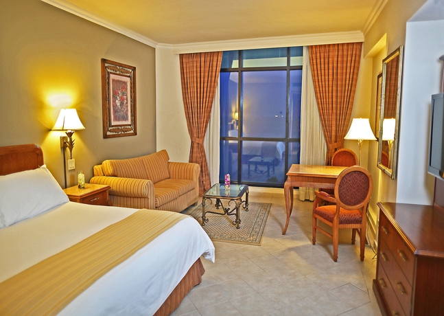 Imagen de la habitación del Hotel Intercontinental Miramar Panama. Foto 7