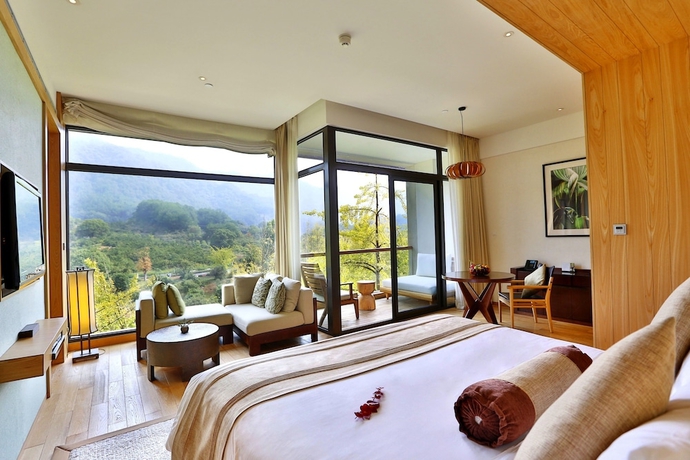 Imagen de la habitación del Hotel Intercontinental One Thousand Island Lake Resort. Foto 8