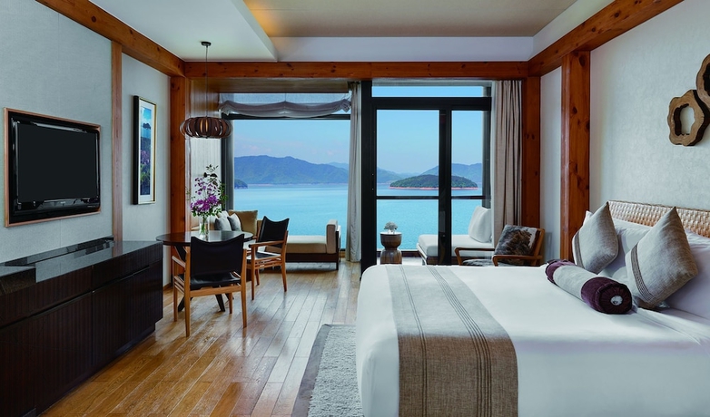 Imagen de la habitación del Hotel Intercontinental One Thousand Island Lake Resort. Foto 15