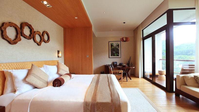 Imagen de la habitación del Hotel Intercontinental One Thousand Island Lake Resort. Foto 19