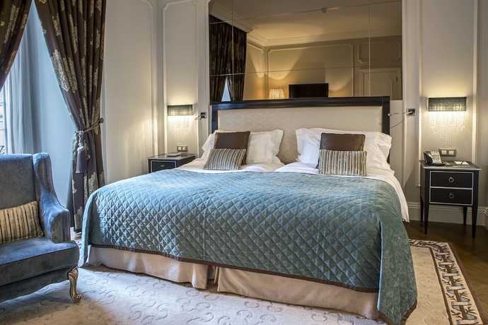 Imagen de la habitación del Hotel Intercontinental Porto - Palacio Das Cardosas, An Ihg. Foto 9