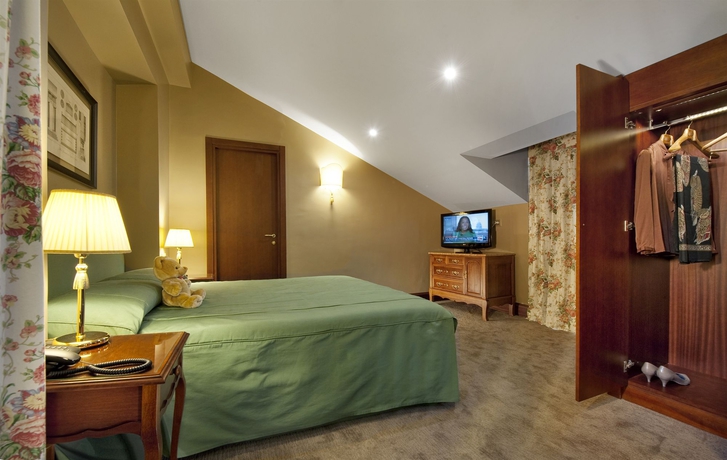 Imagen de la habitación del Hotel Intercontinental Rome Ambasciatori Palace, An Ihg. Foto 6