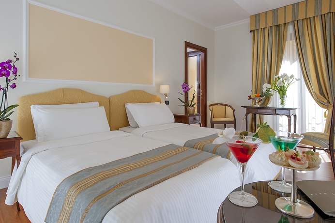 Imagen de la habitación del Hotel Intercontinental Rome Ambasciatori Palace, An Ihg. Foto 13