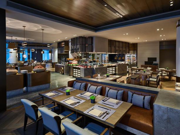 Imagen del bar/restaurante del Hotel Intercontinental Shanghai Wonderland, An Ihg. Foto 4