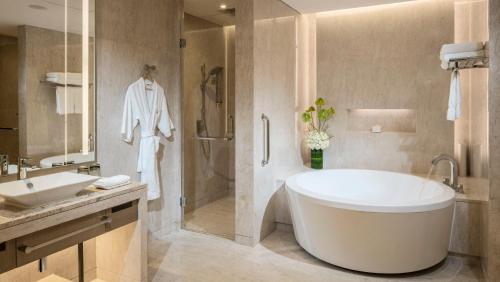 Imagen de la habitación del Hotel Intercontinental Wuhan, An Ihg. Foto 10